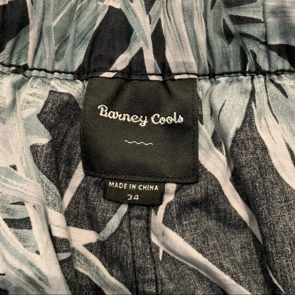 Barney Cools Floral Swim Trunks Shorts Size 34